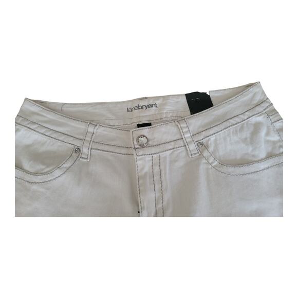 Lane Bryant Totally Cropped Jeans PLUS Size 16 White Embroidered Pockets NWT - Picture 7 of 14